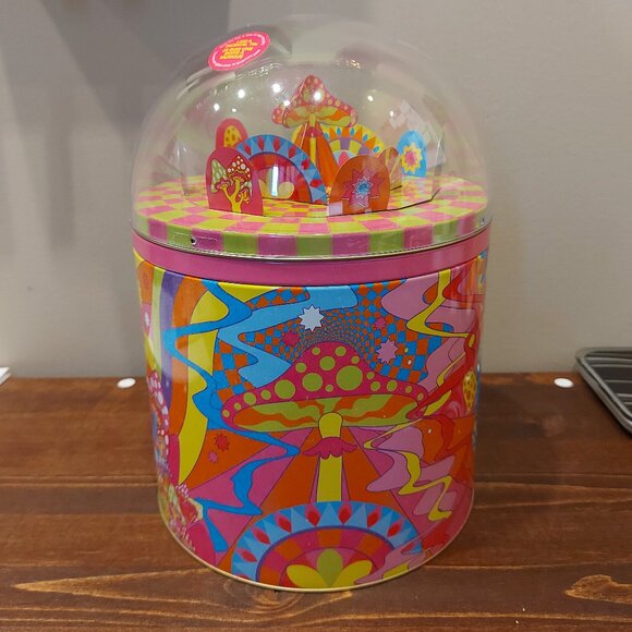 Lush Musical Tin - Picture 1 of 7